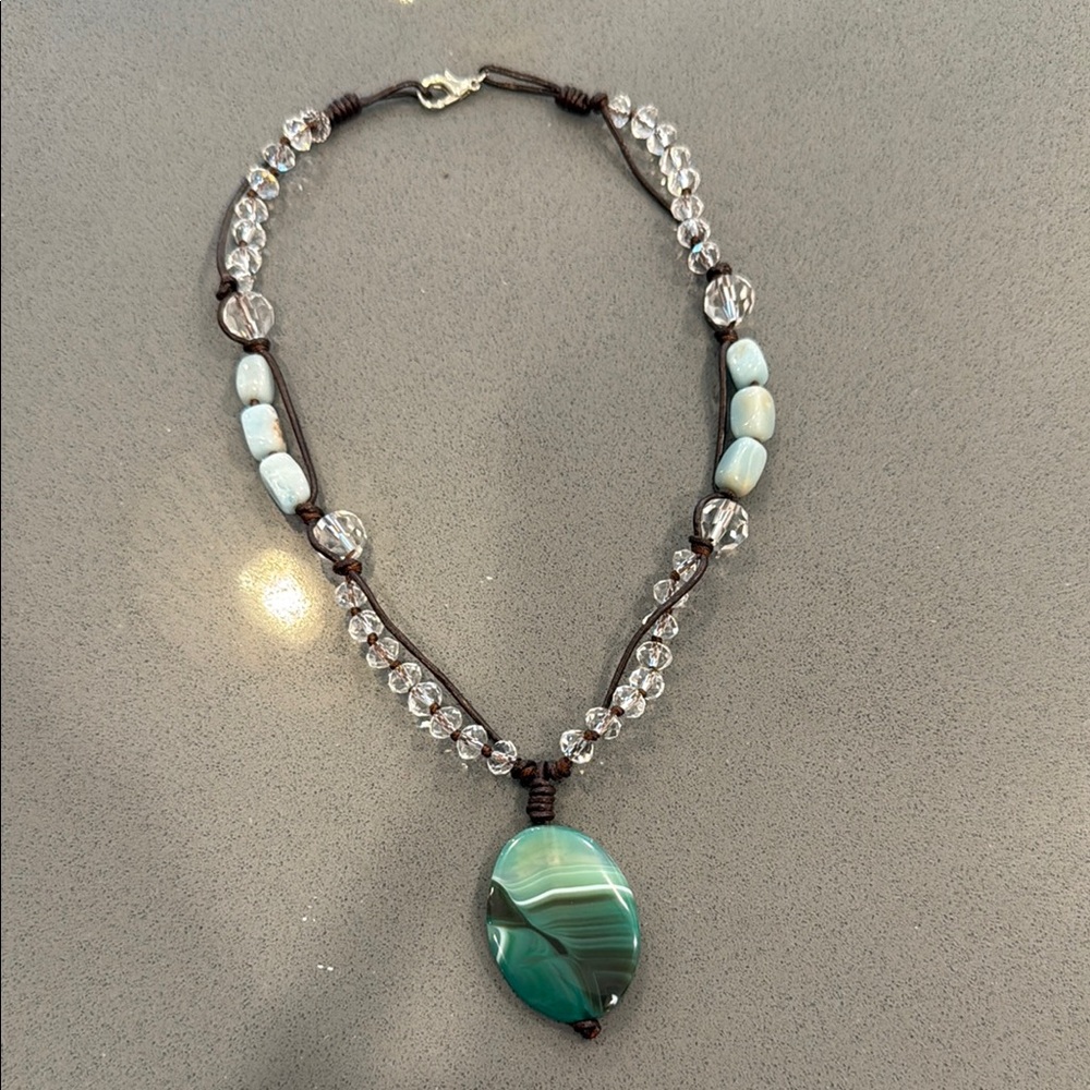 Elegant Green and Clear Beaded Necklace